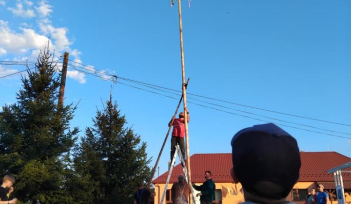 3. fotografia fotogalérie Stavanie mája 2025