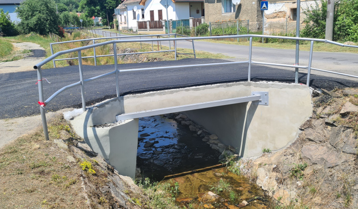 1. fotografia fotogalérie Zaujímavosti / Oprava mosta - foto