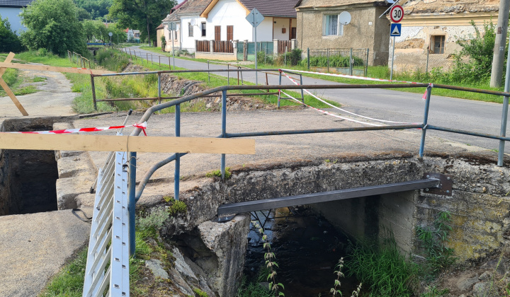 8. fotografia fotogalérie Zaujímavosti / Oprava mosta - foto